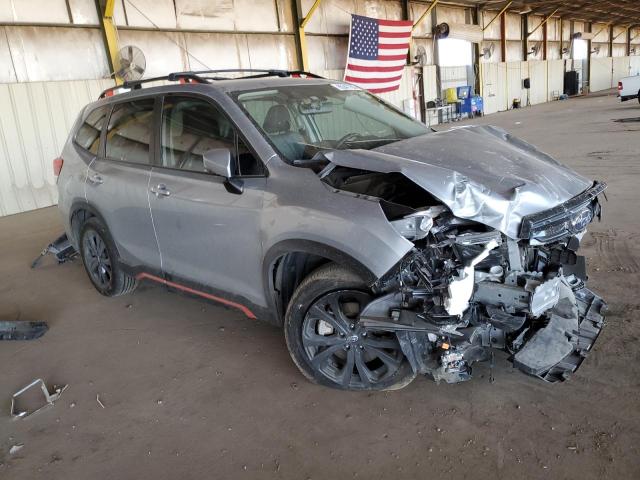  SUBARU FORESTER 2024 Серый