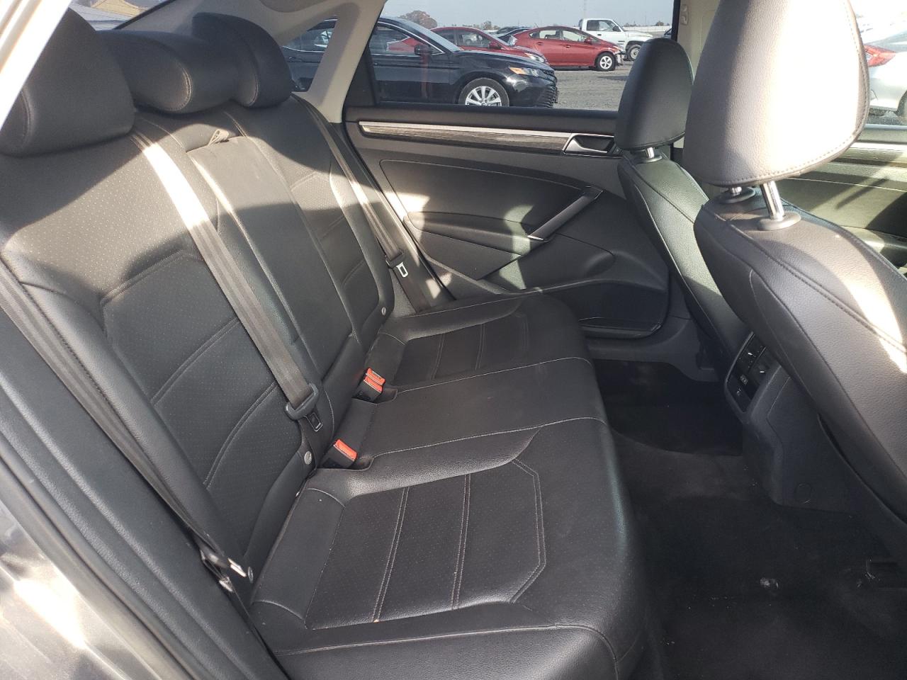 2017 Volkswagen Passat Se VIN: 1VWBT7A32HC008545 Lot: 85893645