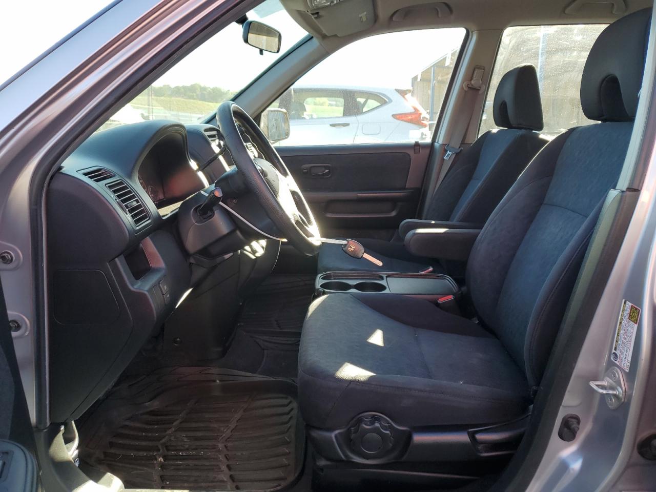 2005 Honda Cr-V Lx VIN: JHLRD78525C044028 Lot: 84875715