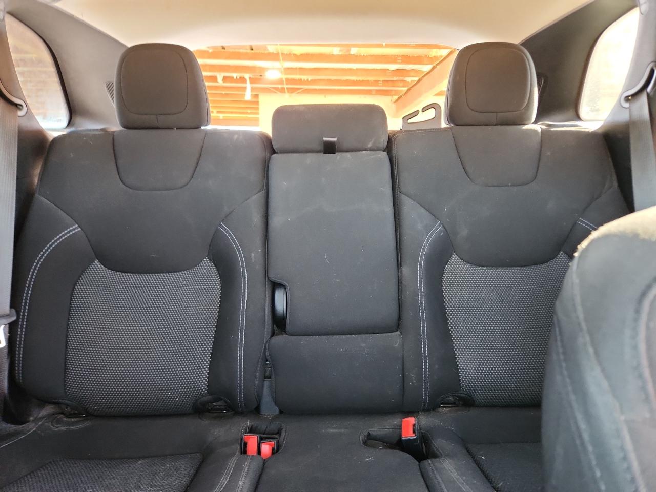 2020 Jeep Cherokee Latitude VIN: 1C4PJLCB7LD570066 Lot: 81680335