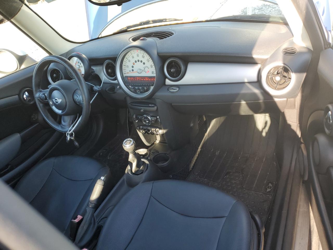 2012 Mini Cooper VIN: WMWSU3C51CT185813 Lot: 82283725
