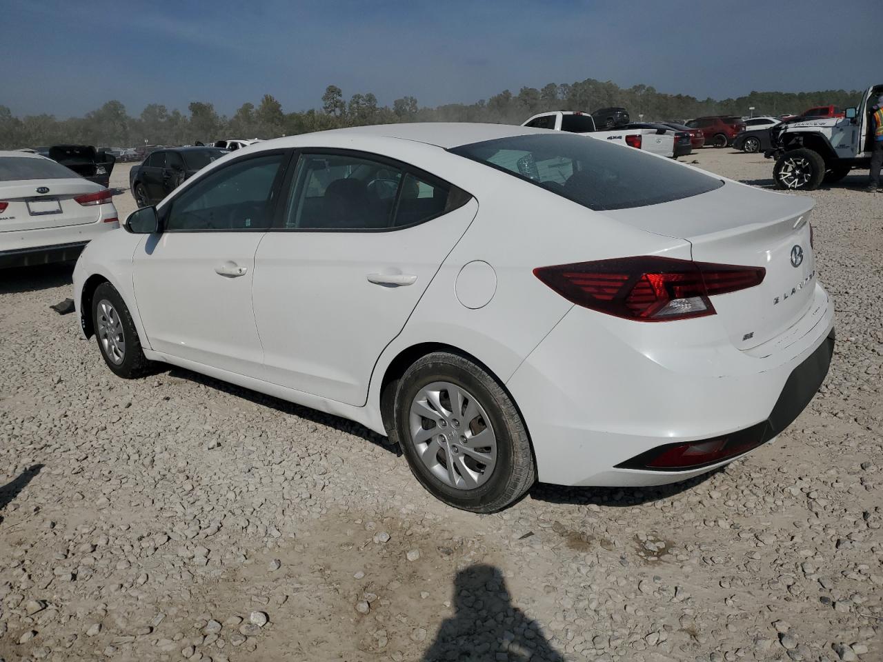 2019 Hyundai Elantra Se white null gas 5NPD74LF8KH440140 photo #3