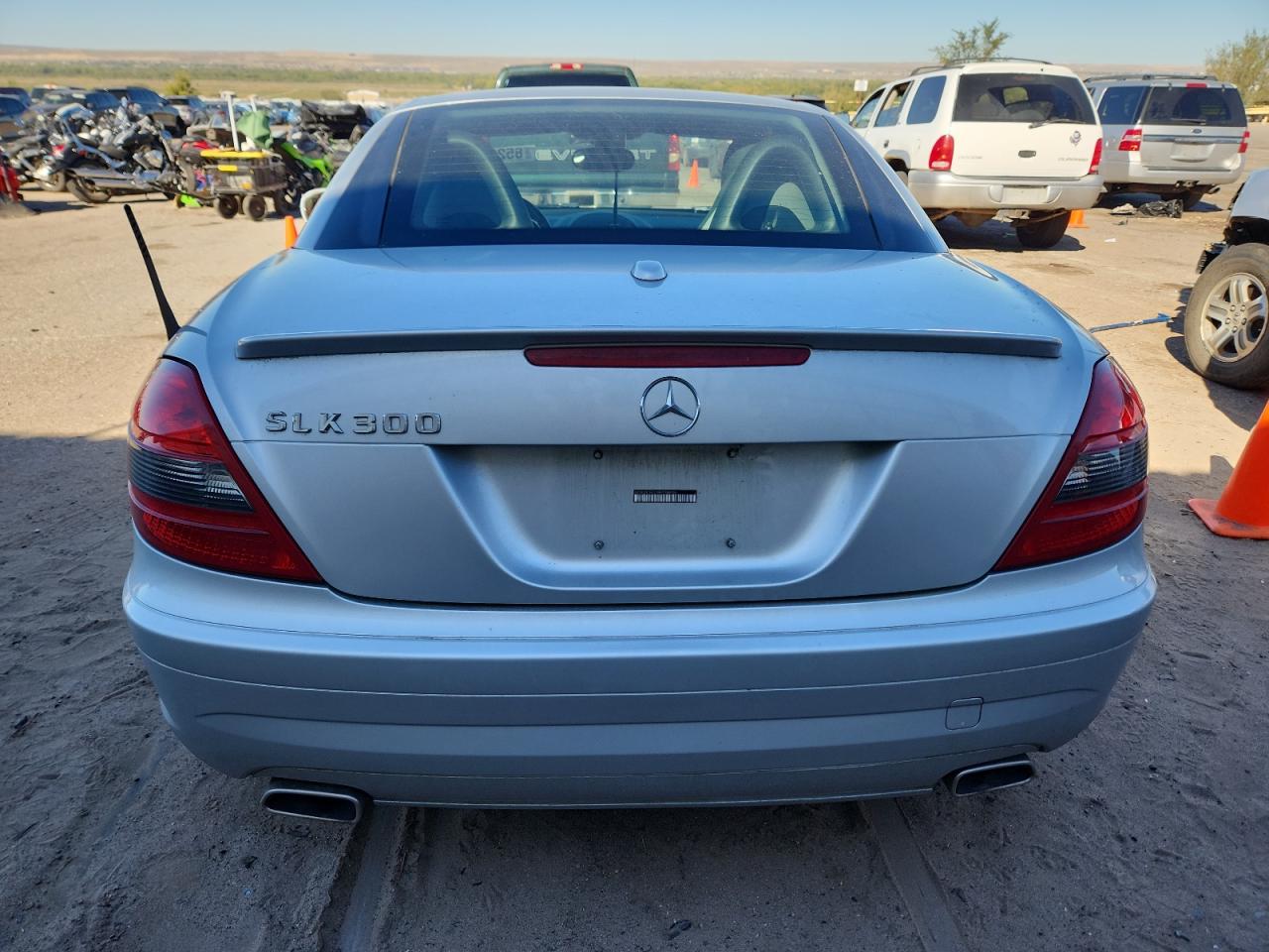 2011 Mercedes-Benz Slk 300 VIN: WDBWK5EA3BF238636 Lot: 85295455