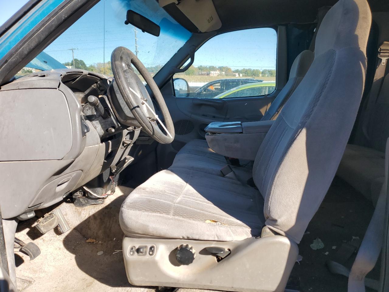 1997 Ford F150 VIN: 1FTDX1767VKC71629 Lot: 90294295