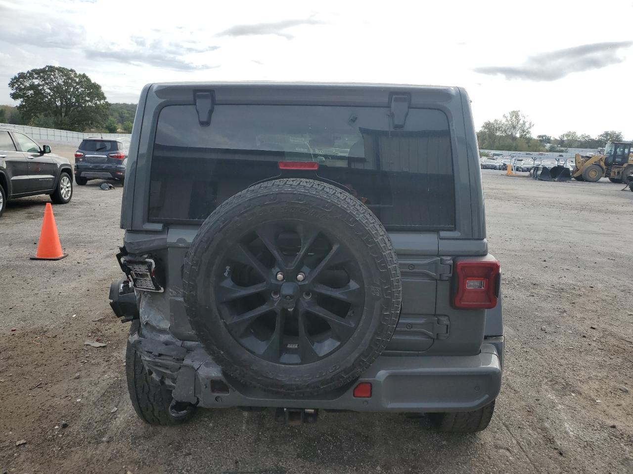 2022 Jeep Wrangler Unlimited Sahara VIN: 1C4HJXEM8NW217773 Lot: 85325825
