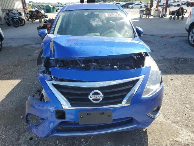  NISSAN VERSA 2017 Синий