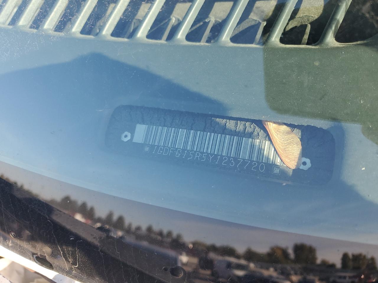 2000 GMC Savana VIN: 1GDFG15R5Y1237720 Lot: 87107535