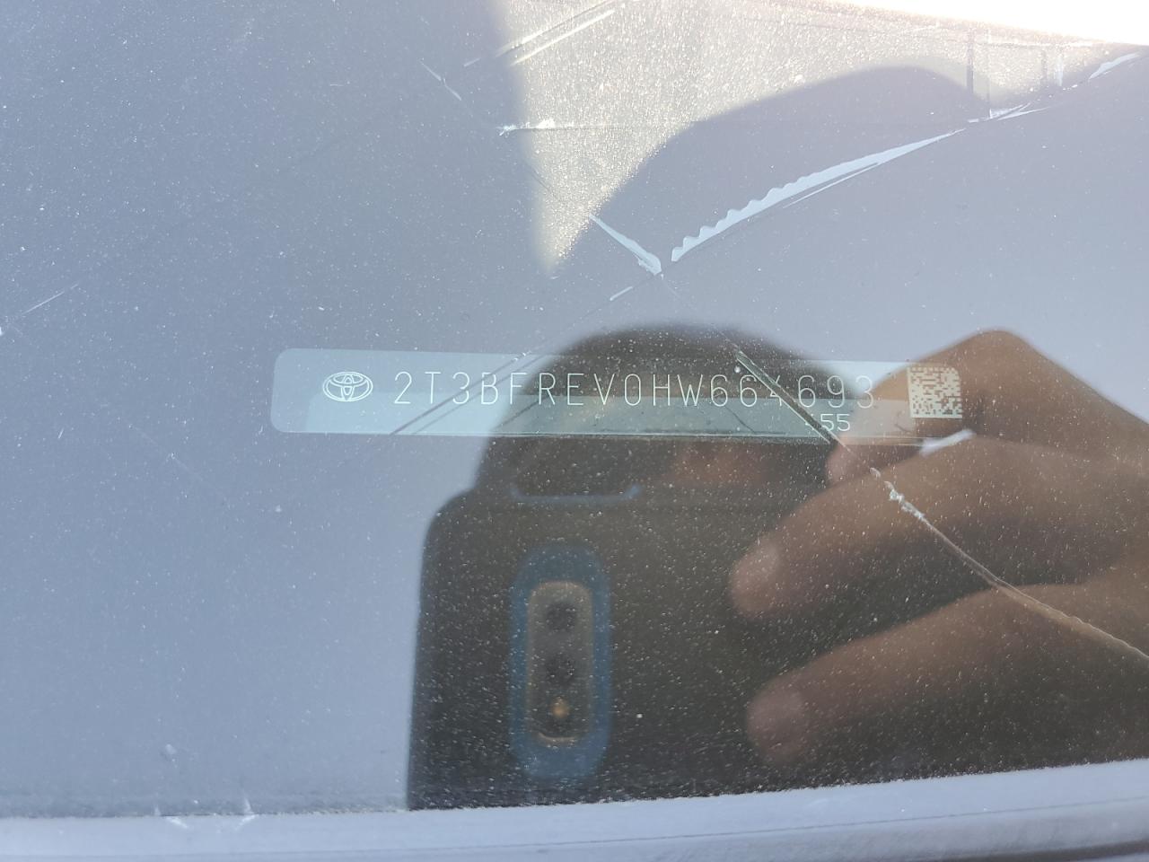 2017 Toyota Rav4 Le VIN: 2T3BFREV0HW664693 Lot: 86062835