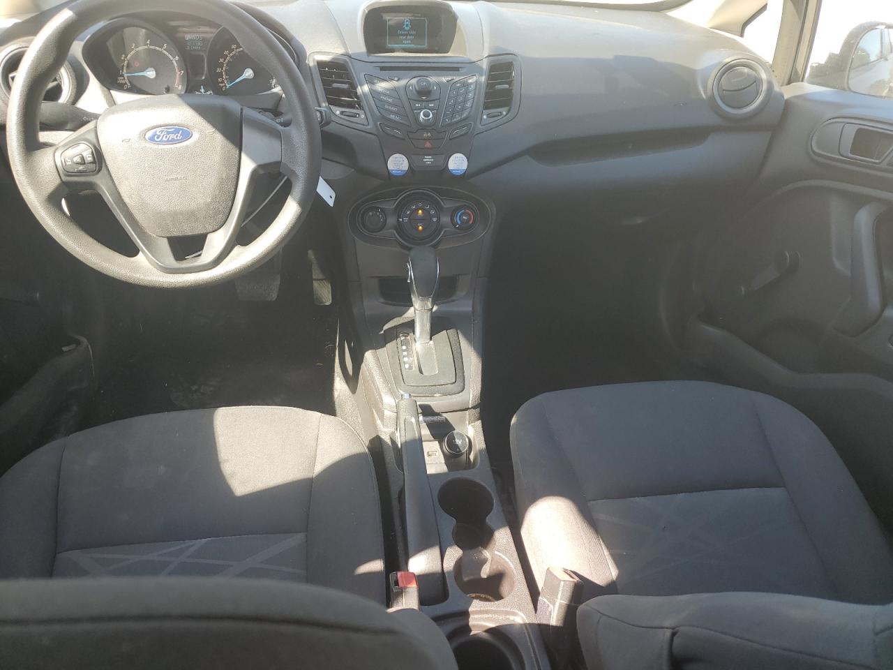 2015 Ford Fiesta S VIN: 3FADP4AJ8FM113802 Lot: 86659335