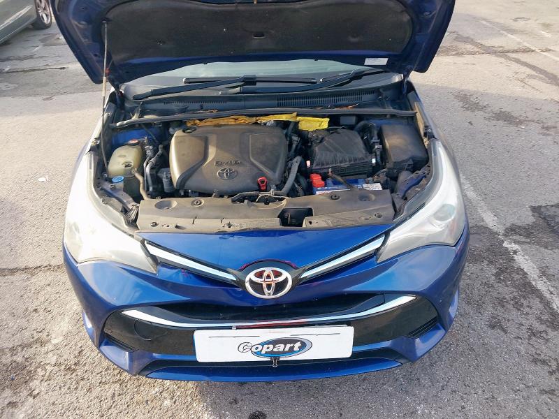 2015 TOYOTA AVENSIS 2.0D BUSINESS EDITION PLUS 5DR