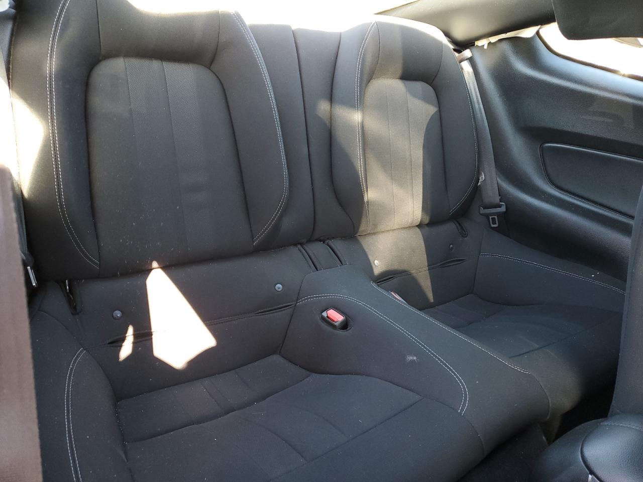 2022 Ford Mustang VIN: 1FA6P8TH9N5126301 Lot: 85836315