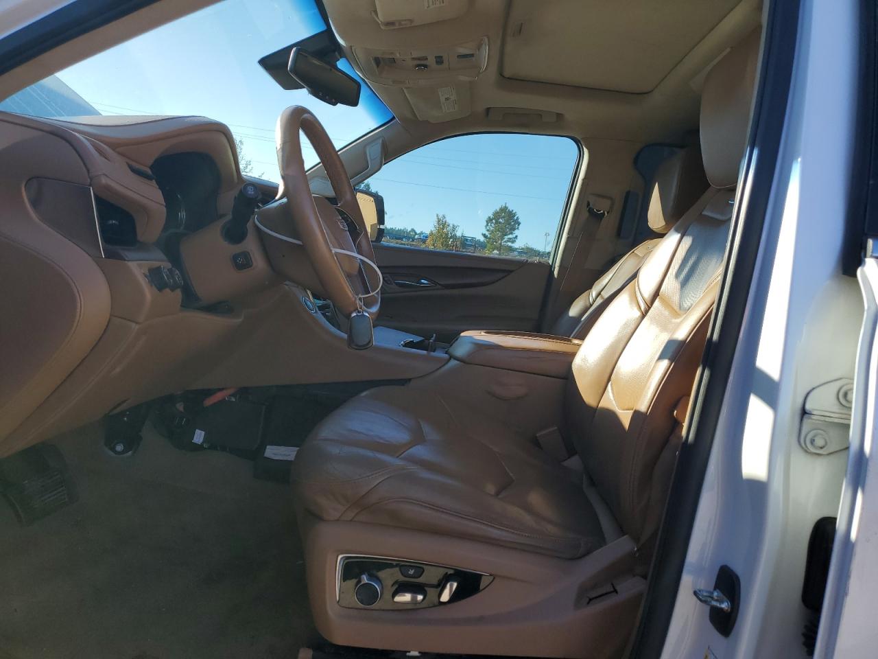 2016 Cadillac Escalade Esv Platinum VIN: 1GYS4KKJ0GR371397 Lot: 90630335