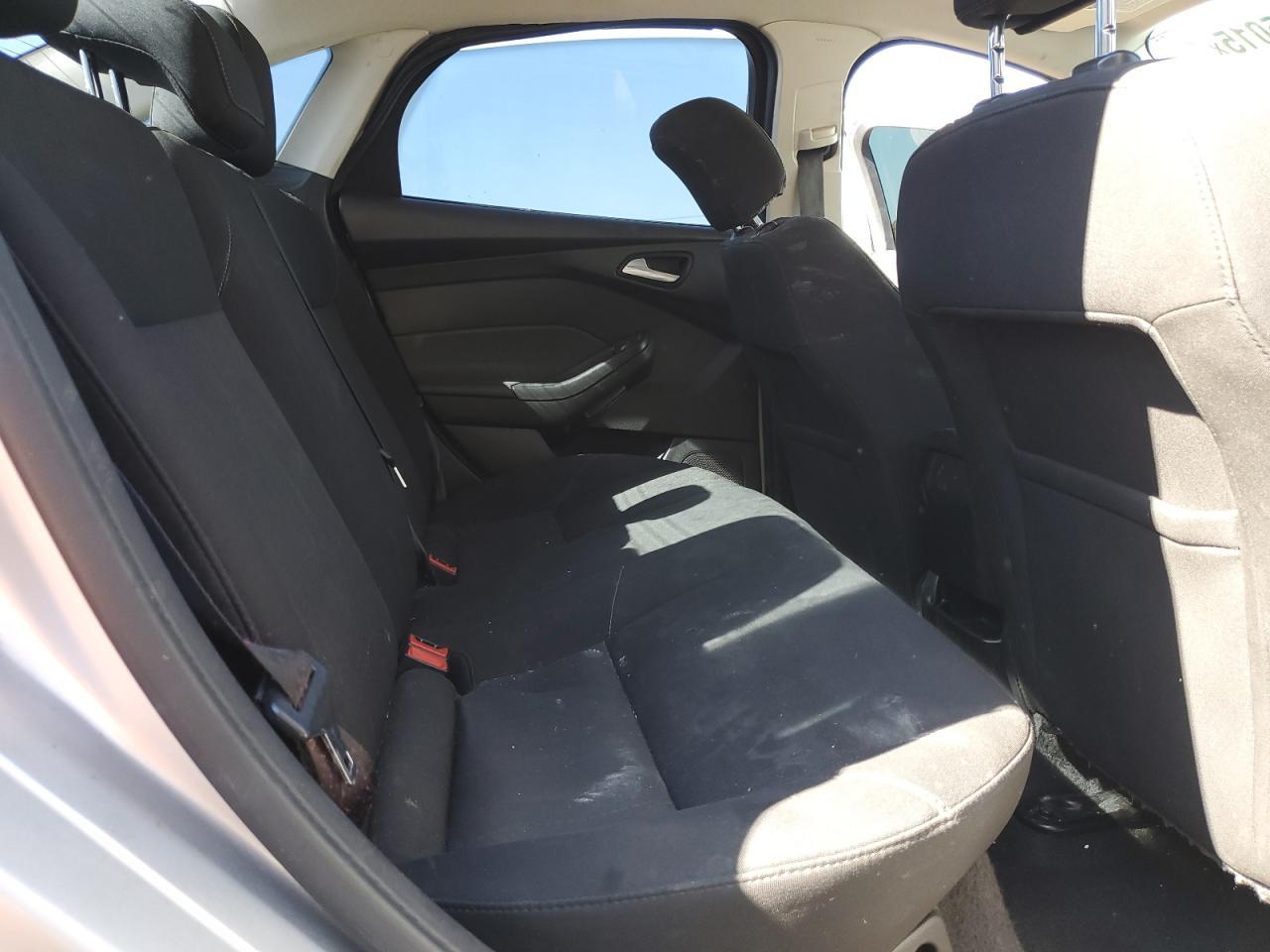 2017 Ford Focus Se VIN: 1FADP3F25HL300303 Lot: 82545015