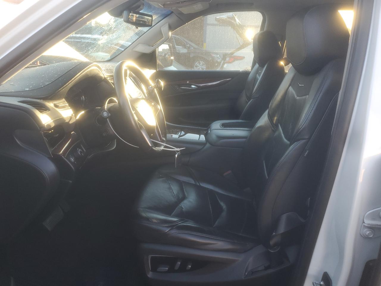 2019 Cadillac Escalade Esv Premium Luxury VIN: 1GYS3JKJXKR215731 Lot: 90735925