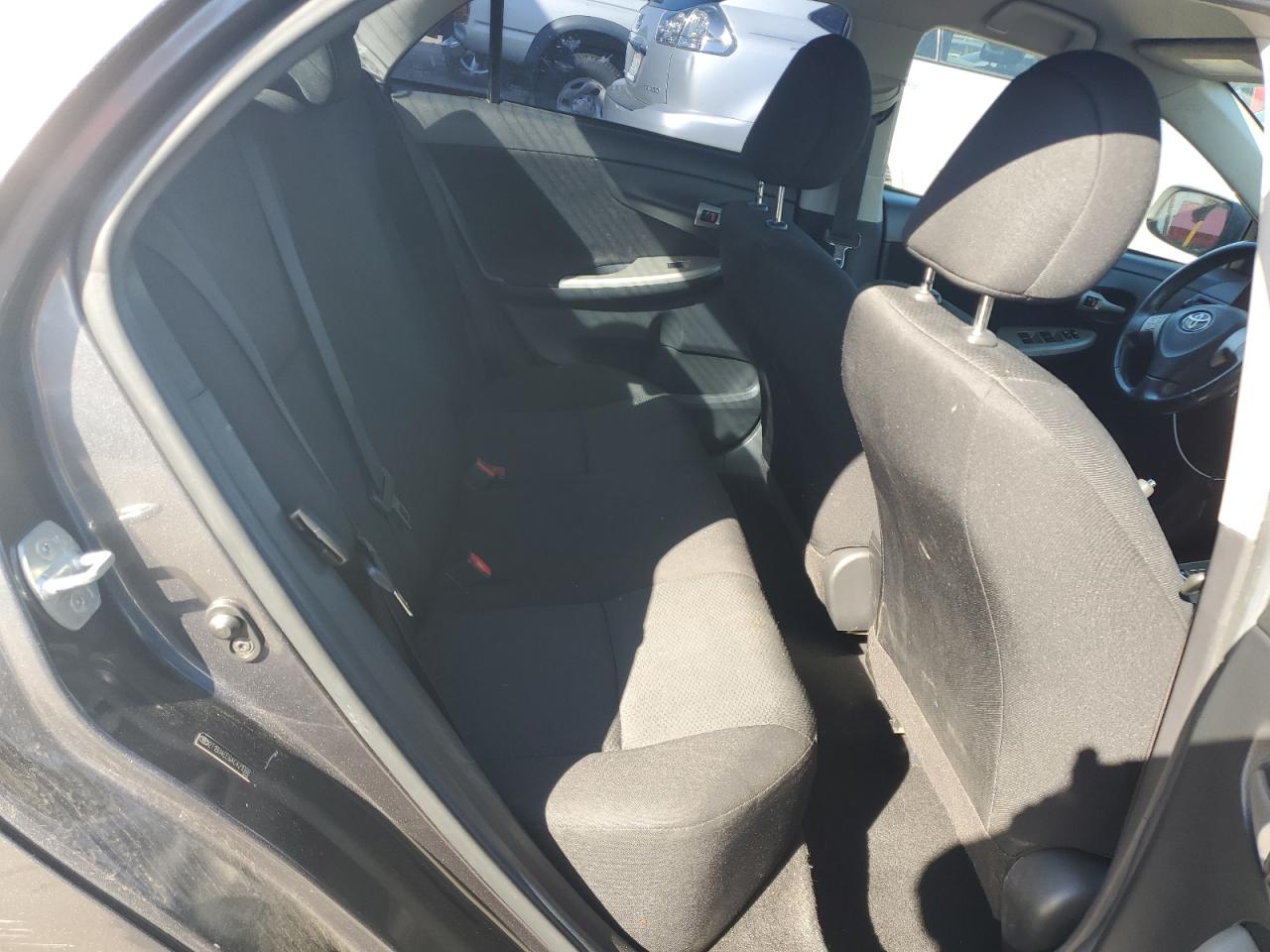 2010 Toyota Corolla Base VIN: 2T1BU4EE6AC421088 Lot: 82236925