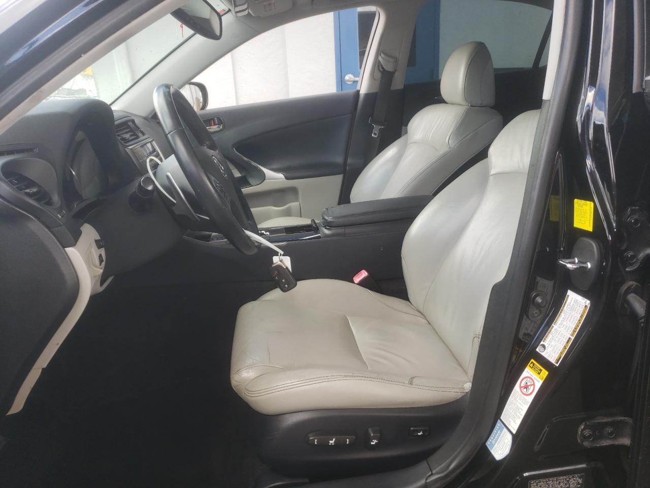 2011 Lexus Is 250 VIN: JTHBF5C28B5144112 Lot: 84481395
