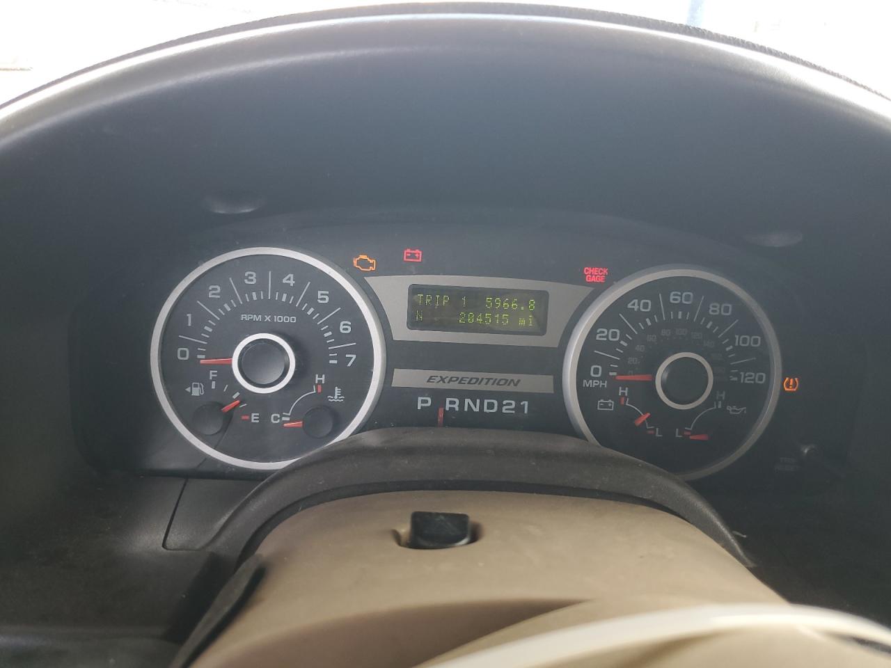 2005 Ford Expedition Eddie Bauer VIN: 1FMFU18595LA32600 Lot: 82419525