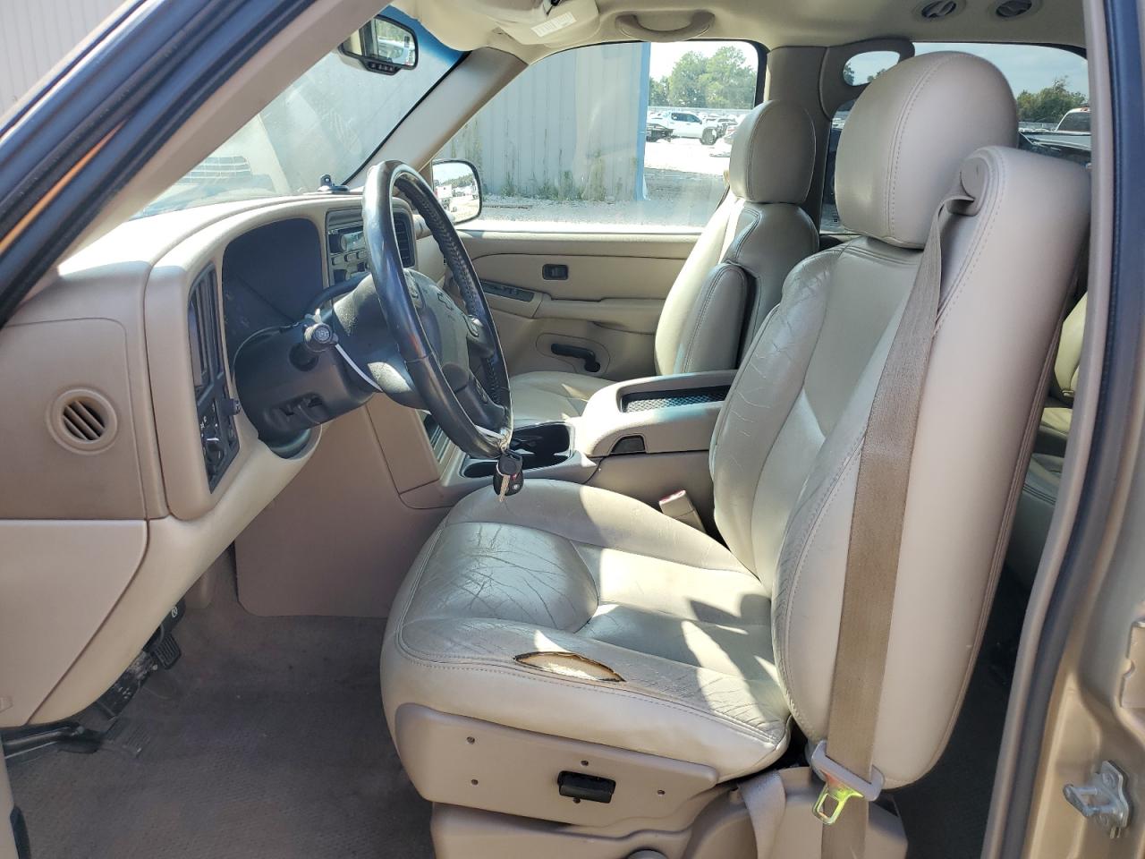 2005 Chevrolet Tahoe C1500 VIN: 1GNEC13Z25J234985 Lot: 70021015