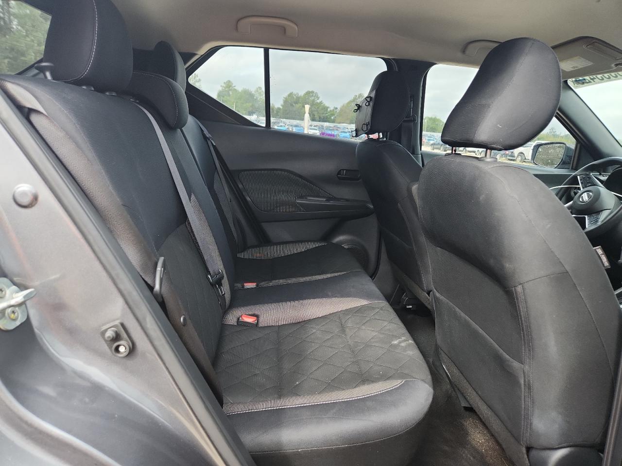 2018 Nissan Kicks S VIN: 3N1CP5CU3JL537666 Lot: 85333425