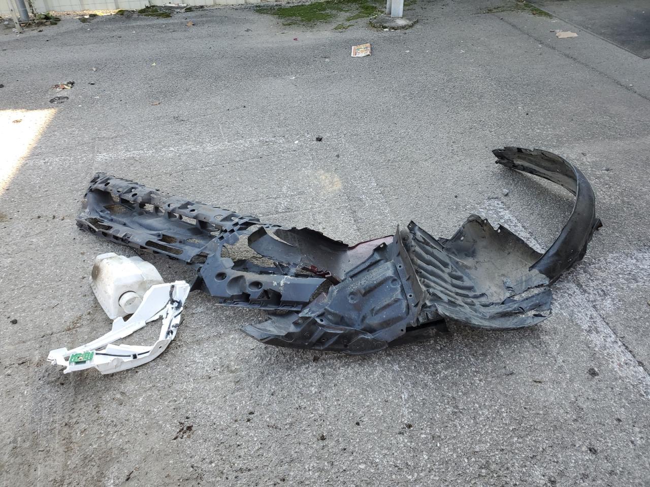 2022 Subaru Forester Premium VIN: JF2SKADC4NH418021 Lot: 85323975