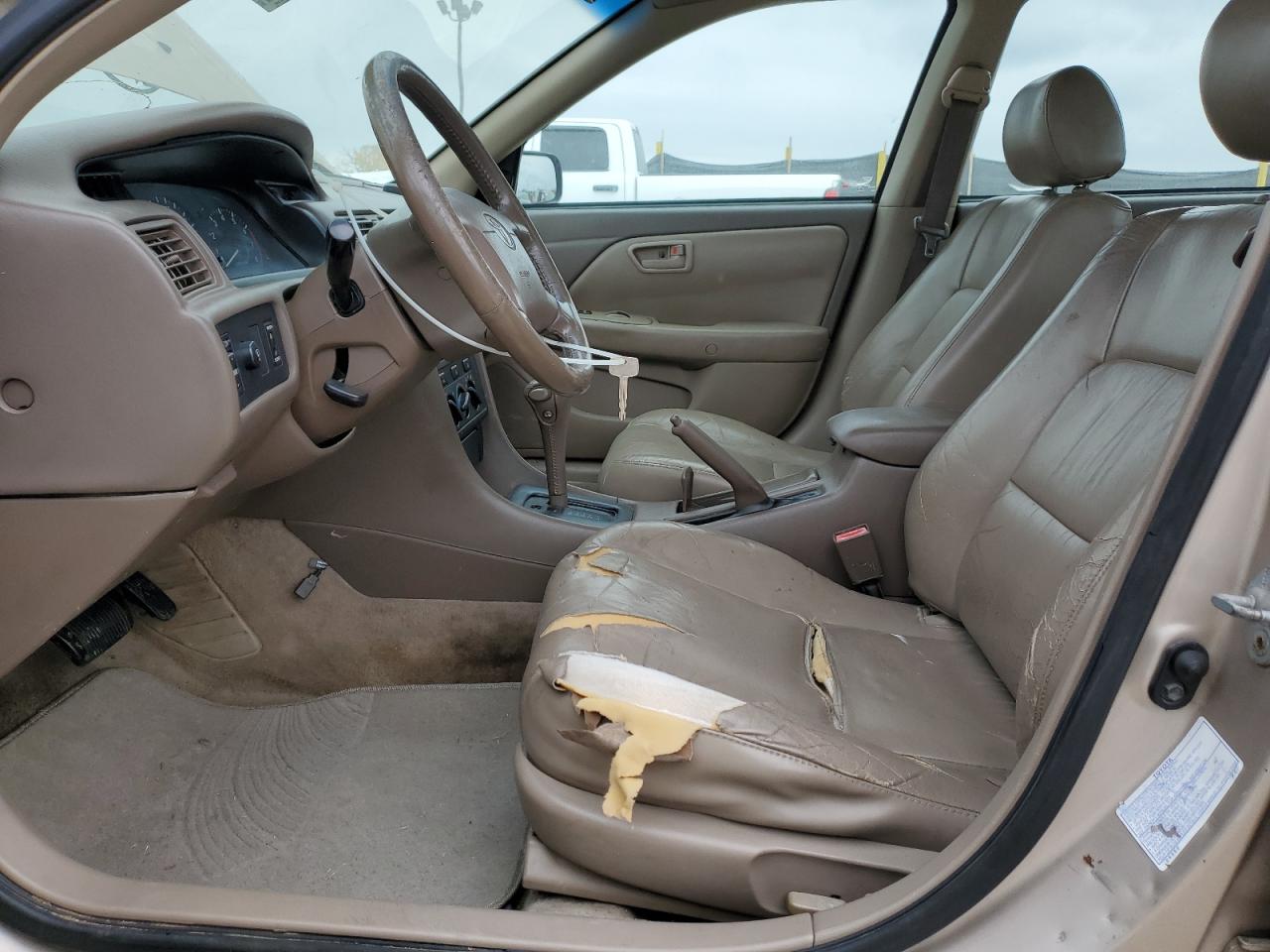 2000 Toyota Camry Ce VIN: 4T1BG22K7YU953075 Lot: 90353715