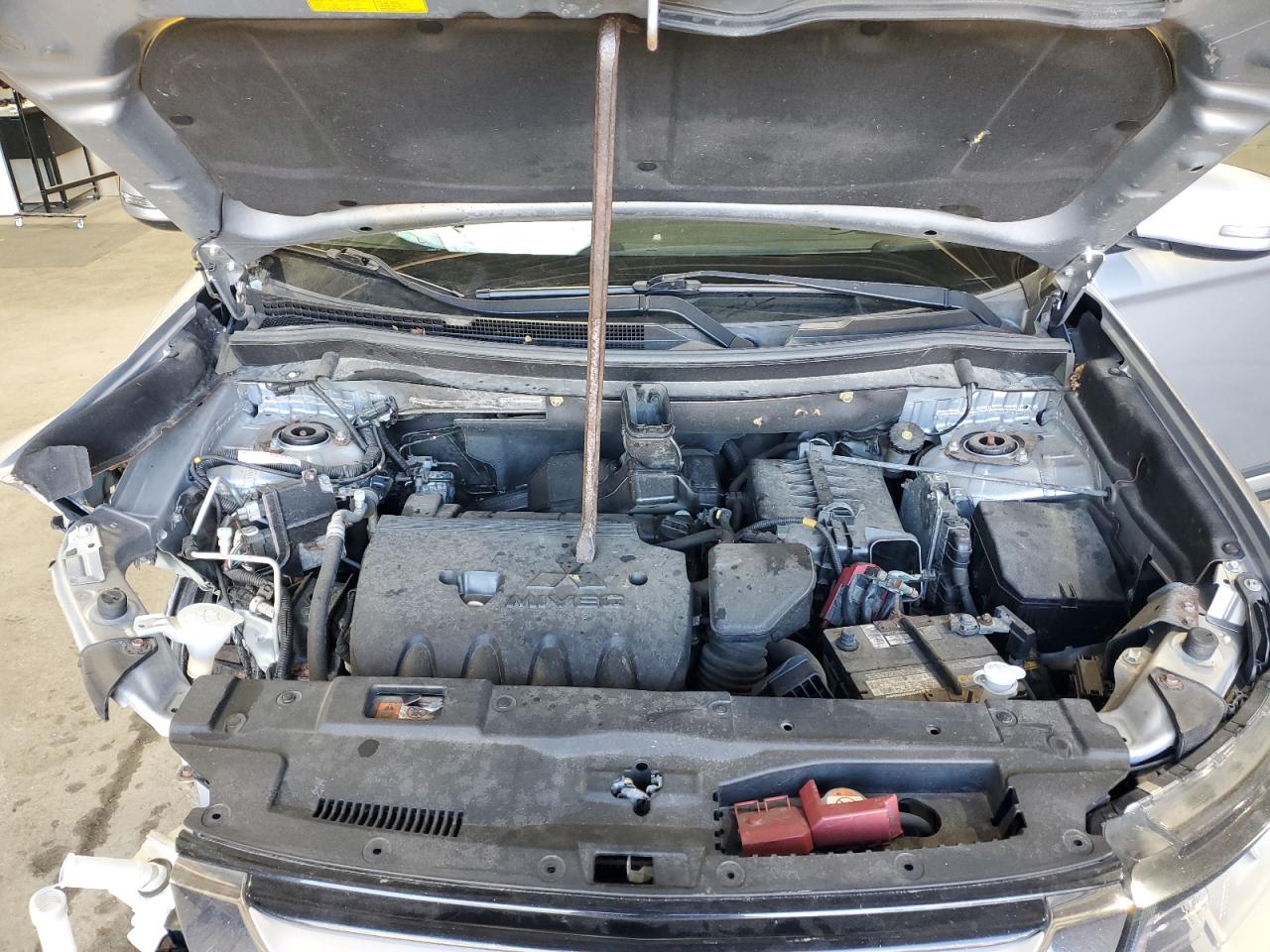 2017 Mitsubishi Outlander Se VIN: JA4AZ3A3XHZ037823 Lot: 84638585