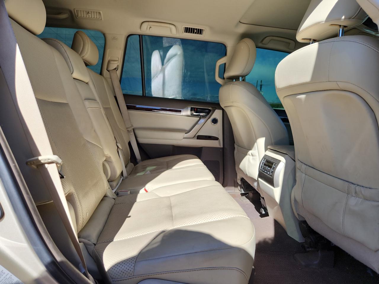 2016 Lexus Gx 460 Premium VIN: JTJJM7FX2G5140826 Lot: 81917545