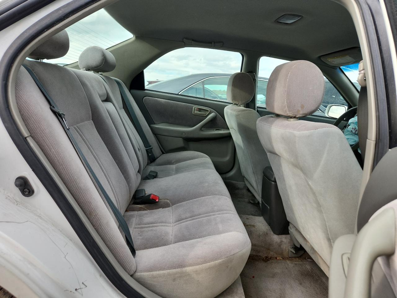 1998 Toyota Camry VIN: 4T1BG22K4WU381704 Lot: 82344075