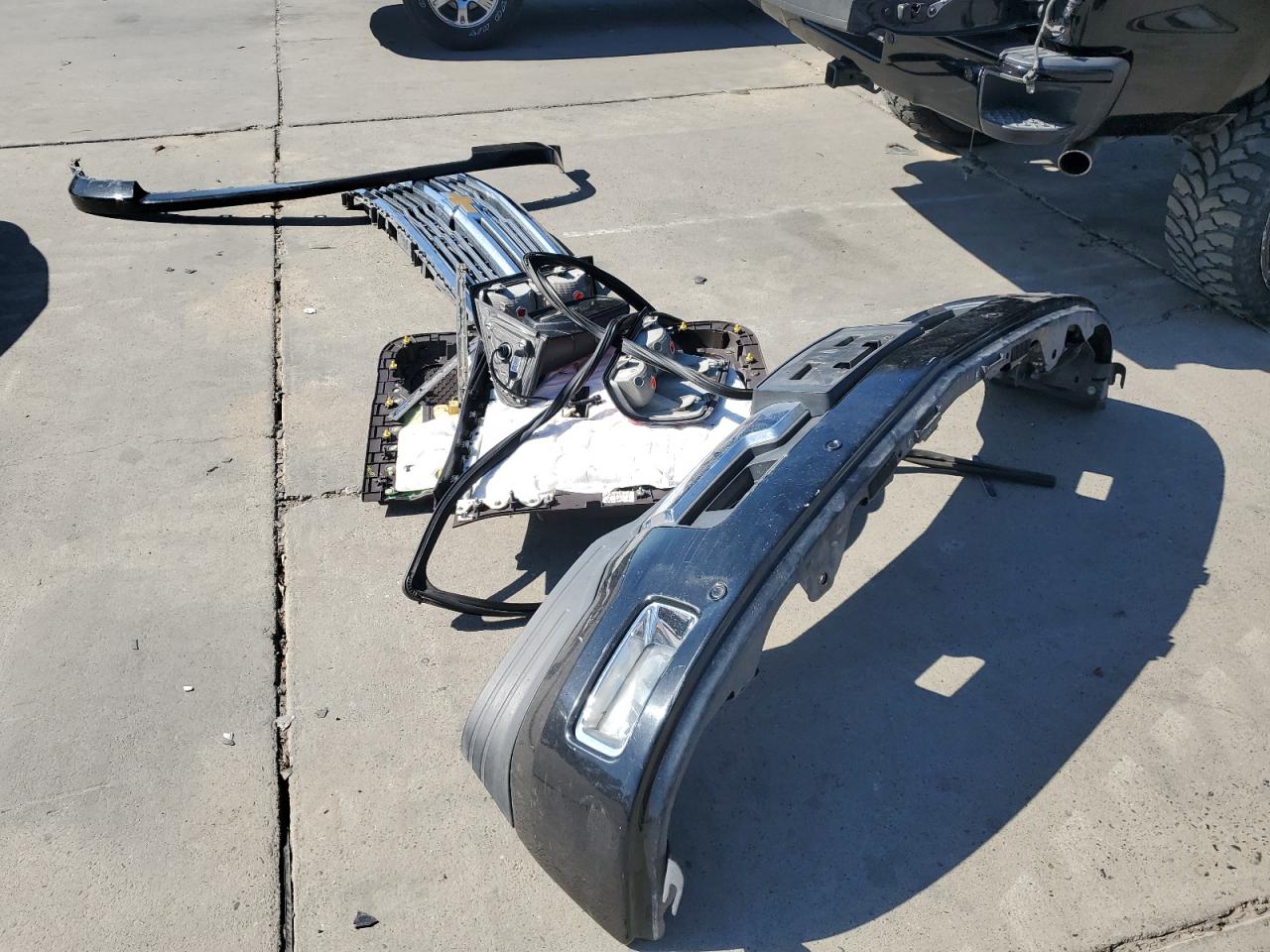 2015 Chevrolet Silverado K1500 High Country VIN: 3GCUKTEC8FG189596 Lot: 82331285