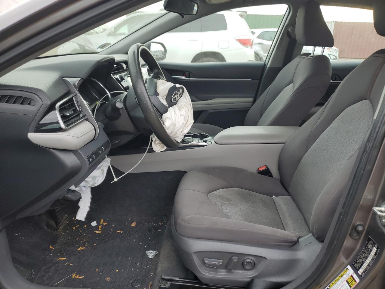 2020 Toyota Camry Le VIN: 4T1C31AKXLU523478 Lot: 90476775