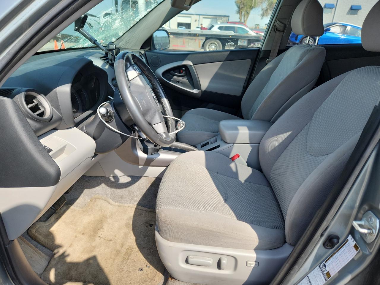 2006 Toyota Rav4 Limited VIN: JTMBD31V765031864 Lot: 85592725