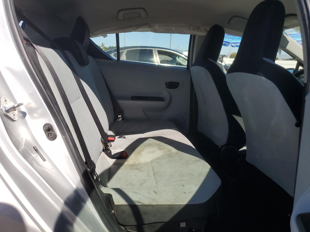 2013 Toyota Prius C VIN: JTDKDTB3XD1056145 Lot: 87253765