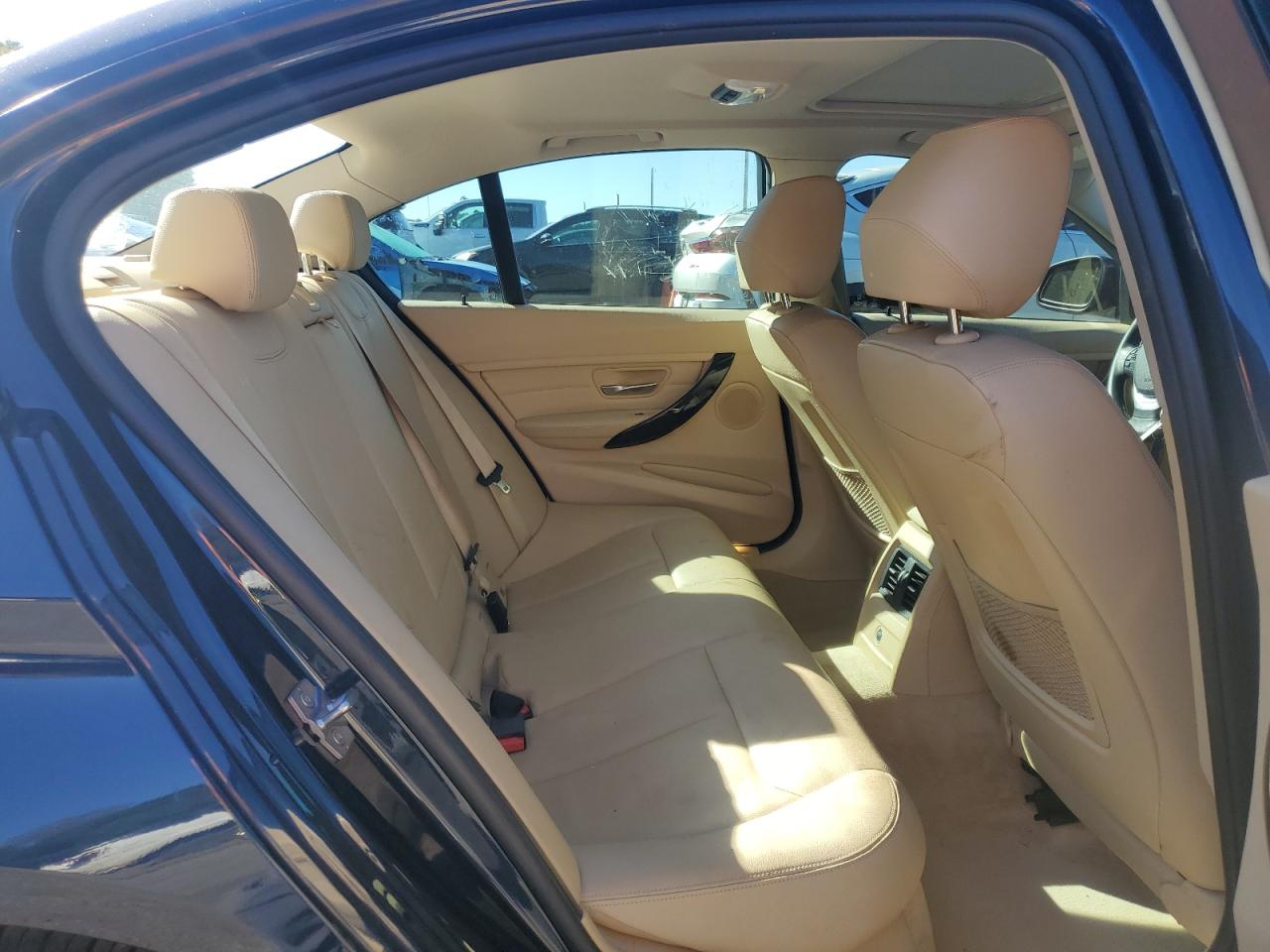 2014 BMW 328 I VIN: WBA3A5C50EF605927 Lot: 86119525