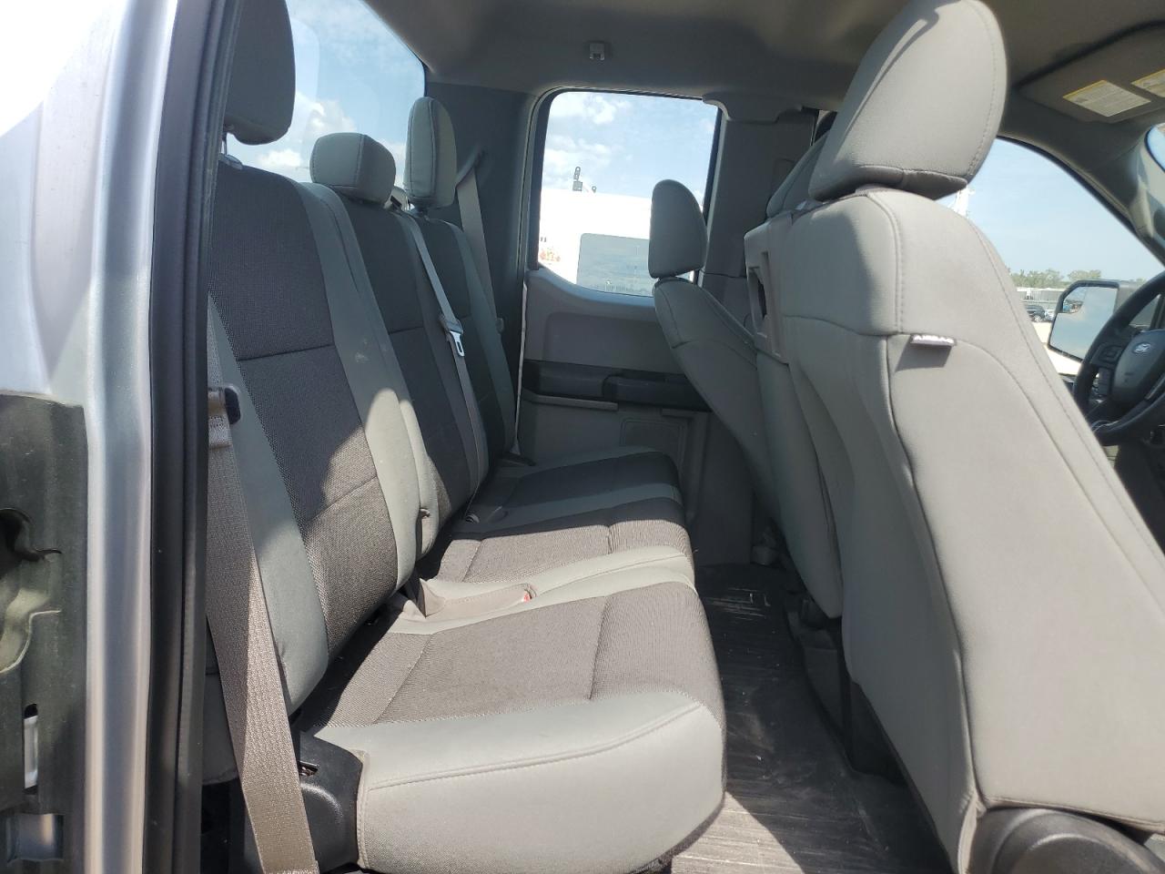 2016 Ford F150 Super Cab VIN: 1FTEX1C8XGFA37363 Lot: 81906965