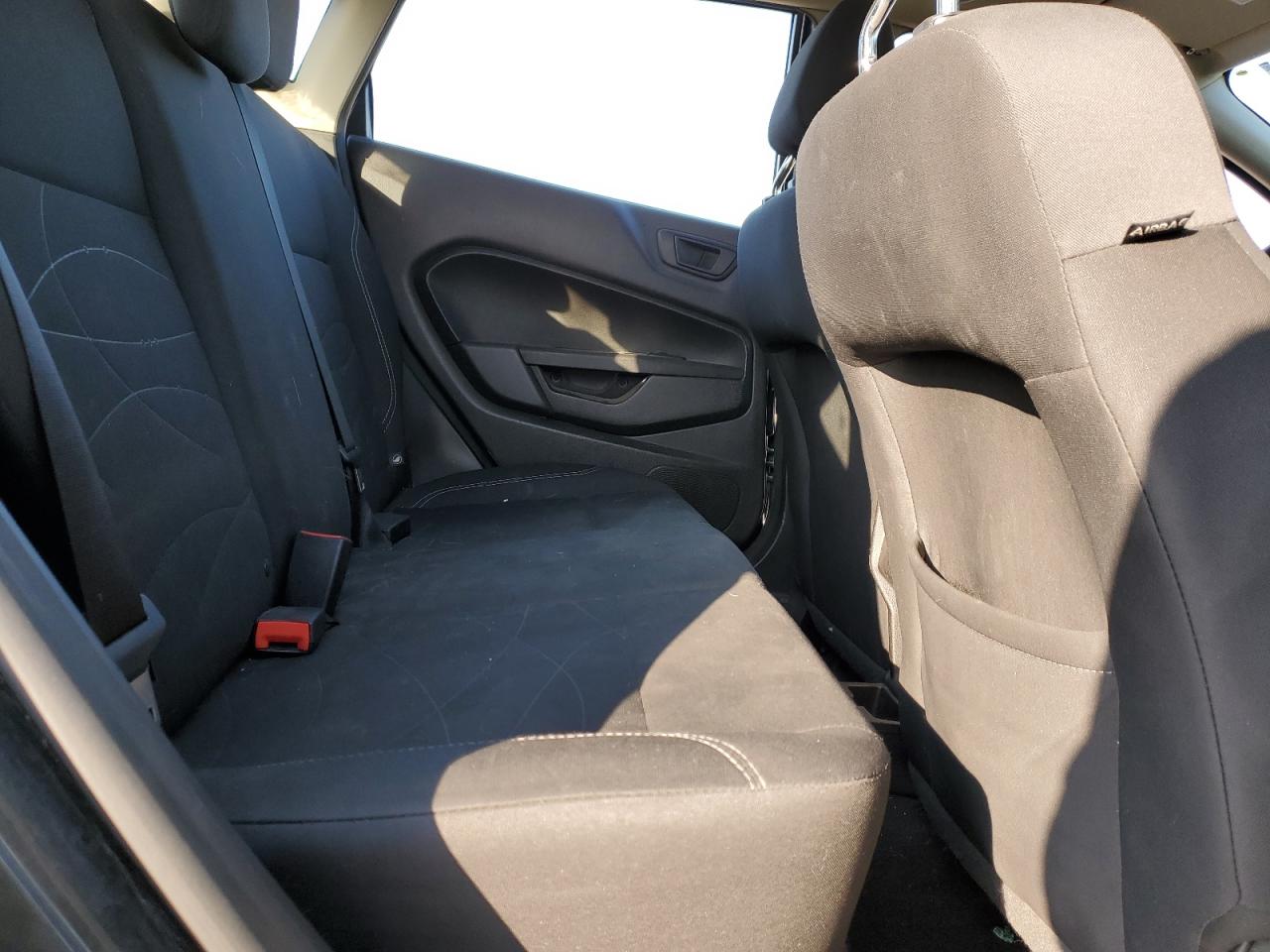 2019 Ford Fiesta Se VIN: 3FADP4EJ8KM102402 Lot: 90992275