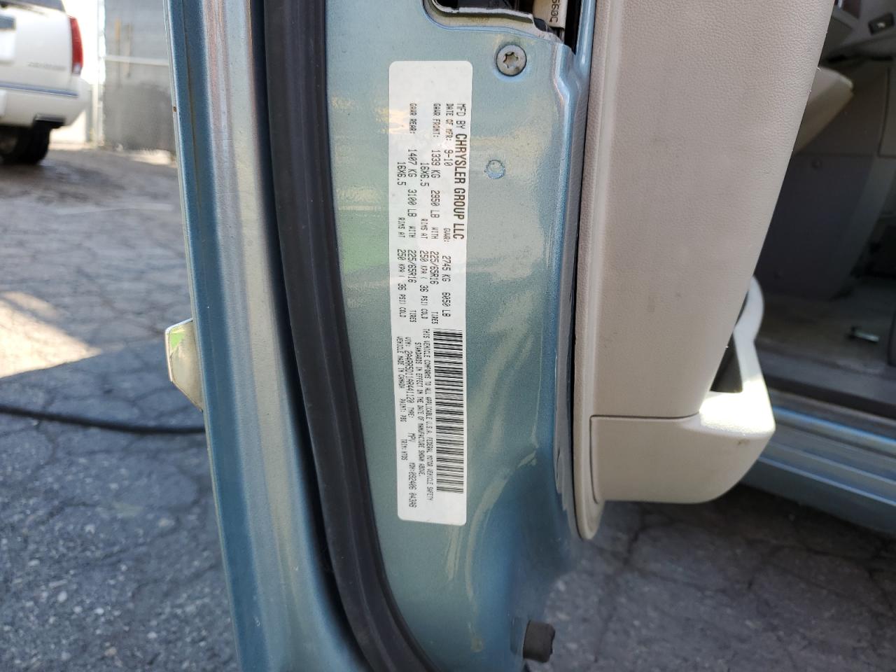 2010 Chrysler Town & Country Touring VIN: 2A4RR5D11AR441120 Lot: 86164615