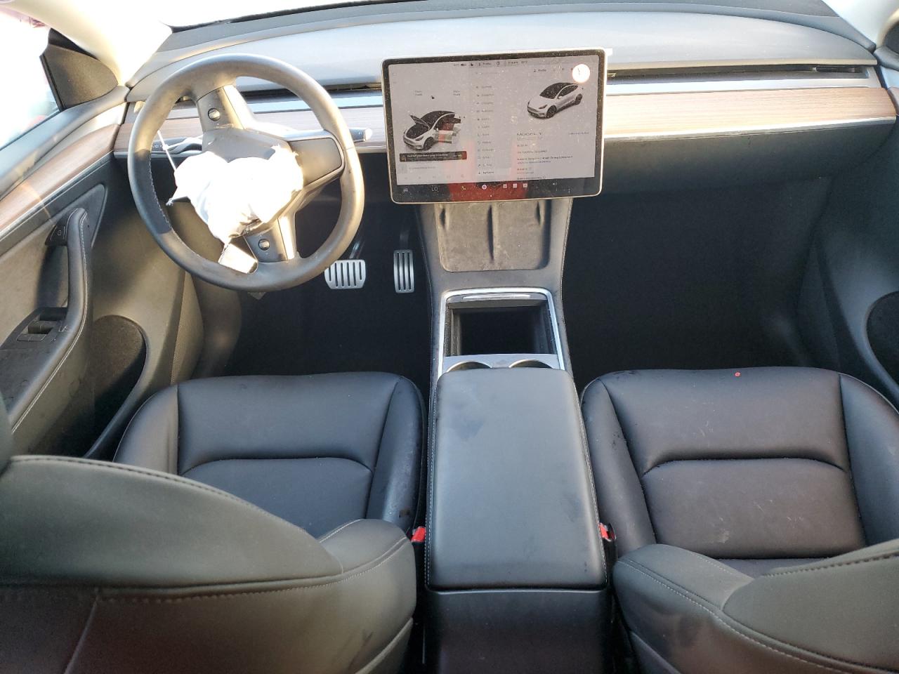 2025 Tesla Model Y VIN: 7SAYGDEF2SF220962 Lot: 90717525