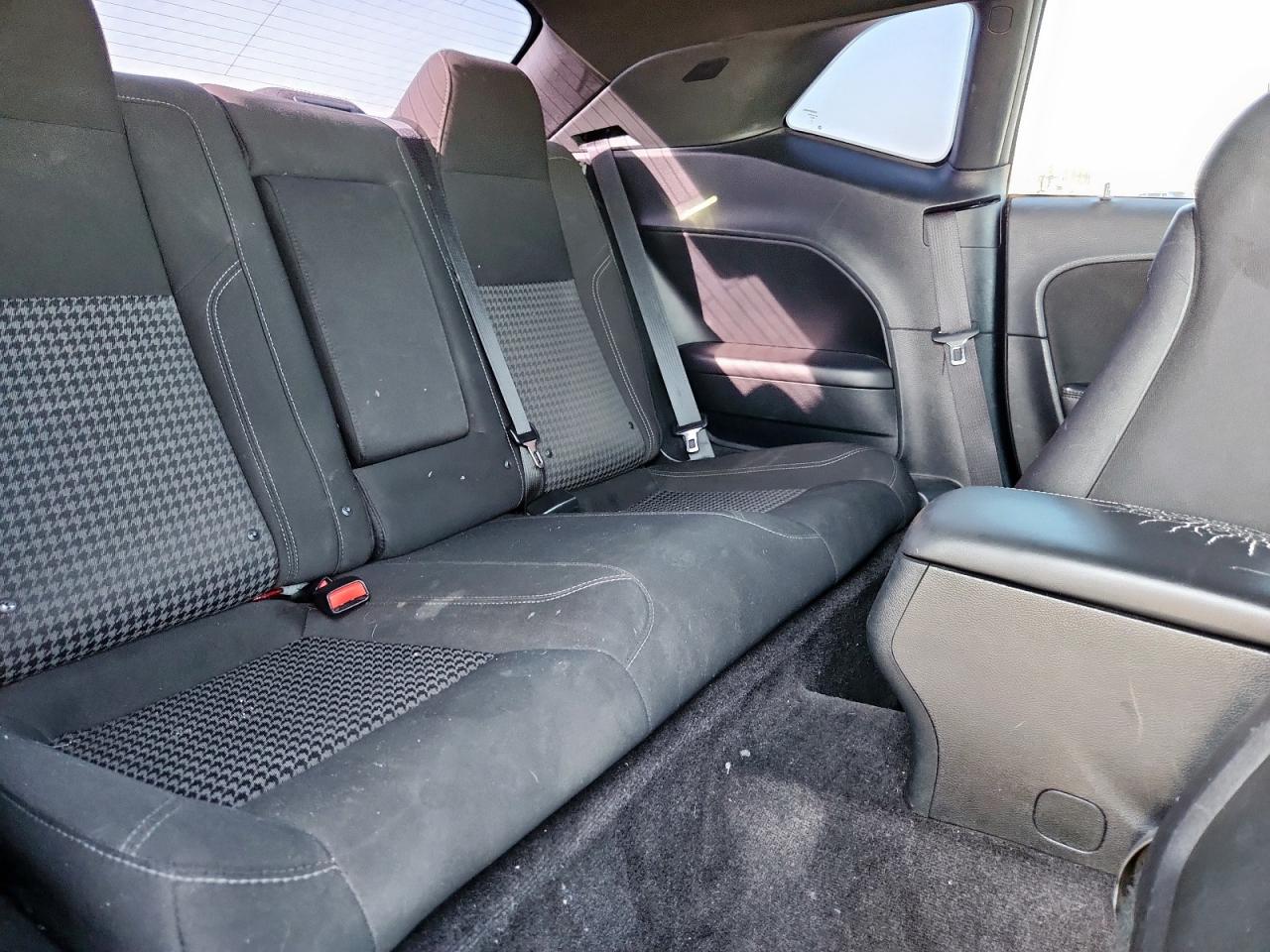 2018 Dodge Challenger Sxt VIN: 2C3CDZAG6JH216891 Lot: 84621945