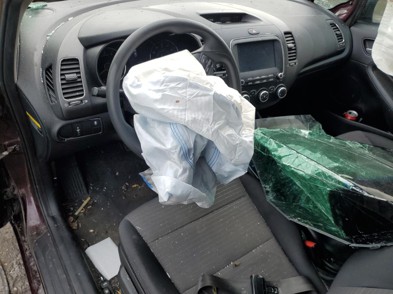 2018 Kia Forte Lx VIN: 3KPFL4A78JE206504 Lot: 86615125