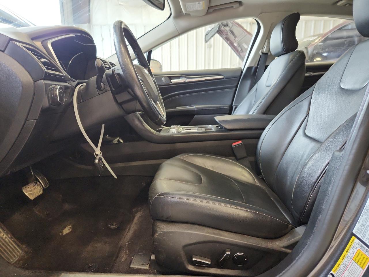 2017 Ford Fusion Titanium VIN: 3FA6P0K92HR132034 Lot: 87193115