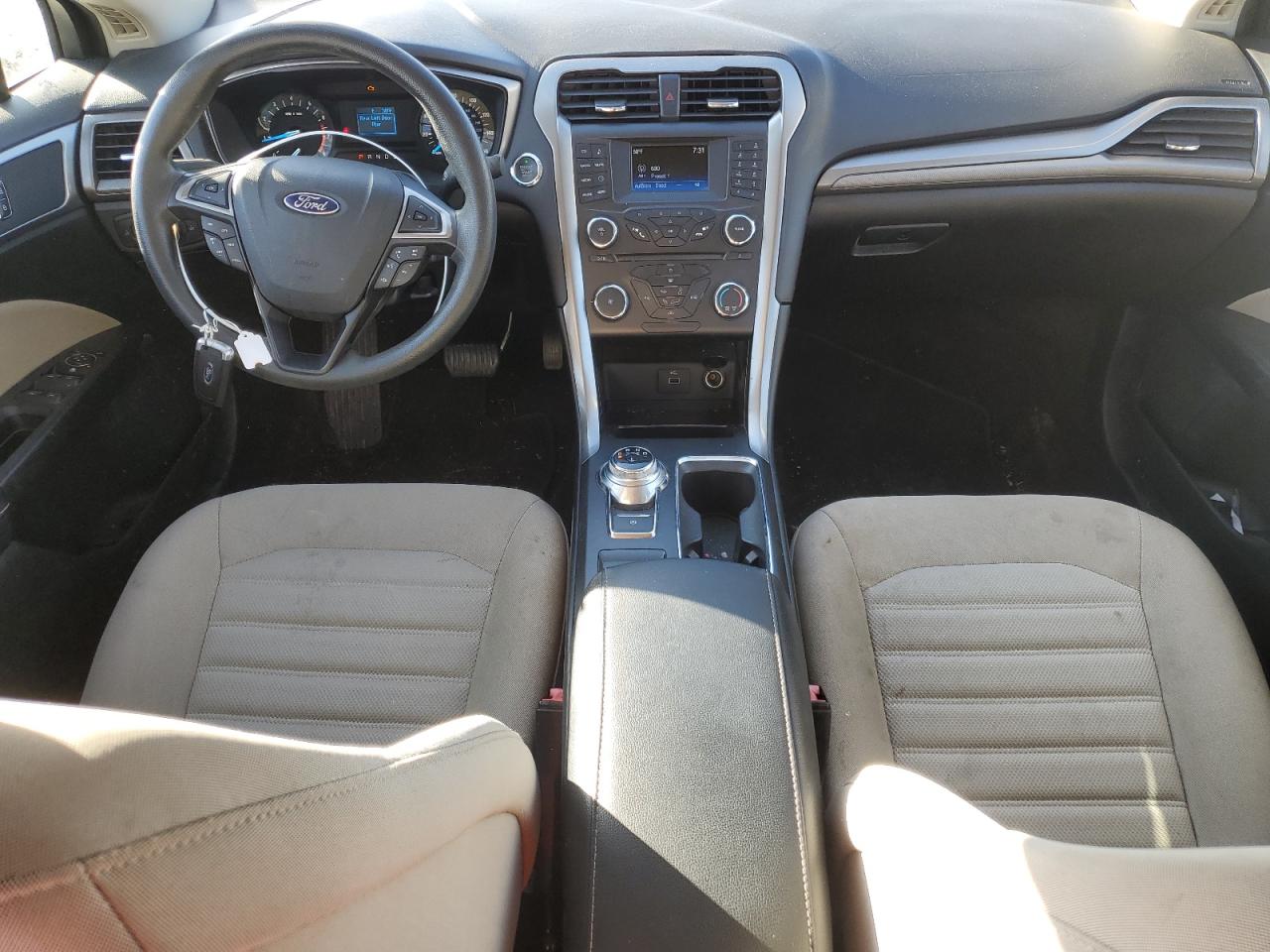 2017 Ford Fusion S VIN: 3FA6P0G76HR236131 Lot: 82565295