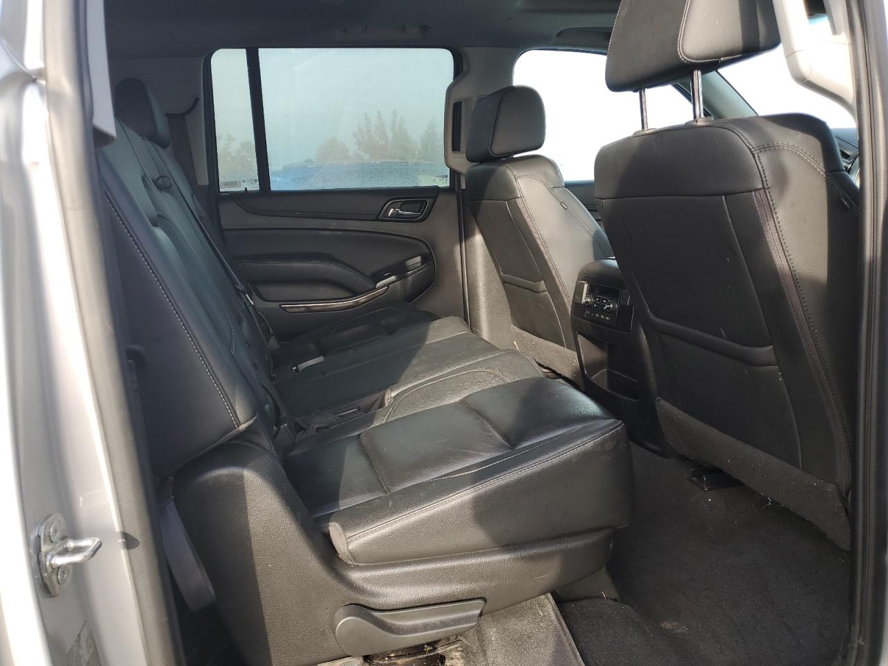 2020 Chevrolet Suburban K1500 Lt VIN: 1GNSKHKCXLR256937 Lot: 82326655