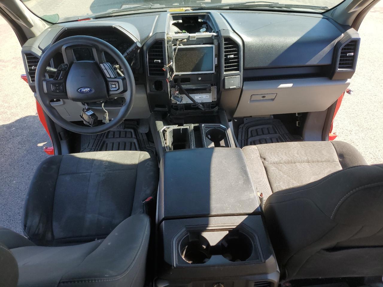 2017 Ford F150 Supercrew VIN: 1FTEW1CP8HKC45700 Lot: 82634255