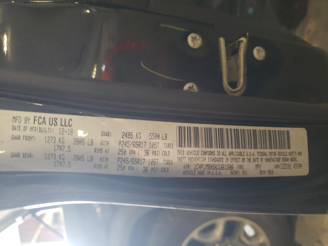 2019 Jeep Cherokee Trailhawk VIN: 1C4PJMBX5KD361586 Lot: 82264455