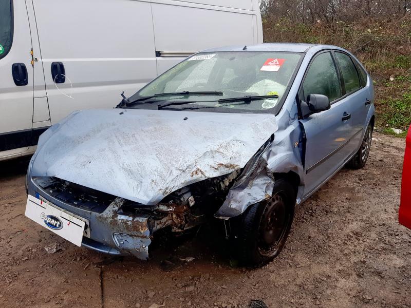 2005 FORD FOCUS 1.6 LX 5DR AUTO for sale at Copart BRISTOL