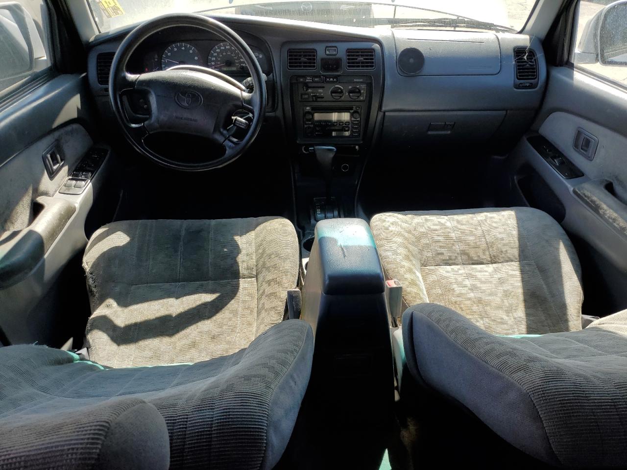 2000 Toyota 4Runner VIN: JT3GM84R6Y0069172 Lot: 81380305