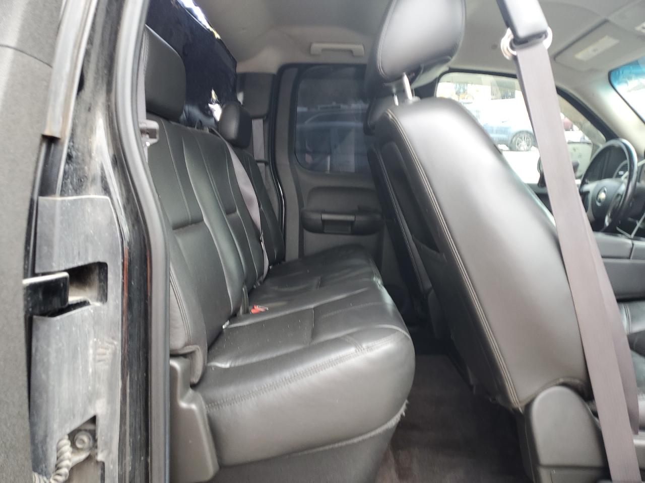 2011 Chevrolet Silverado K1500 Lt VIN: 1GCRKSE38BZ265876 Lot: 85330055