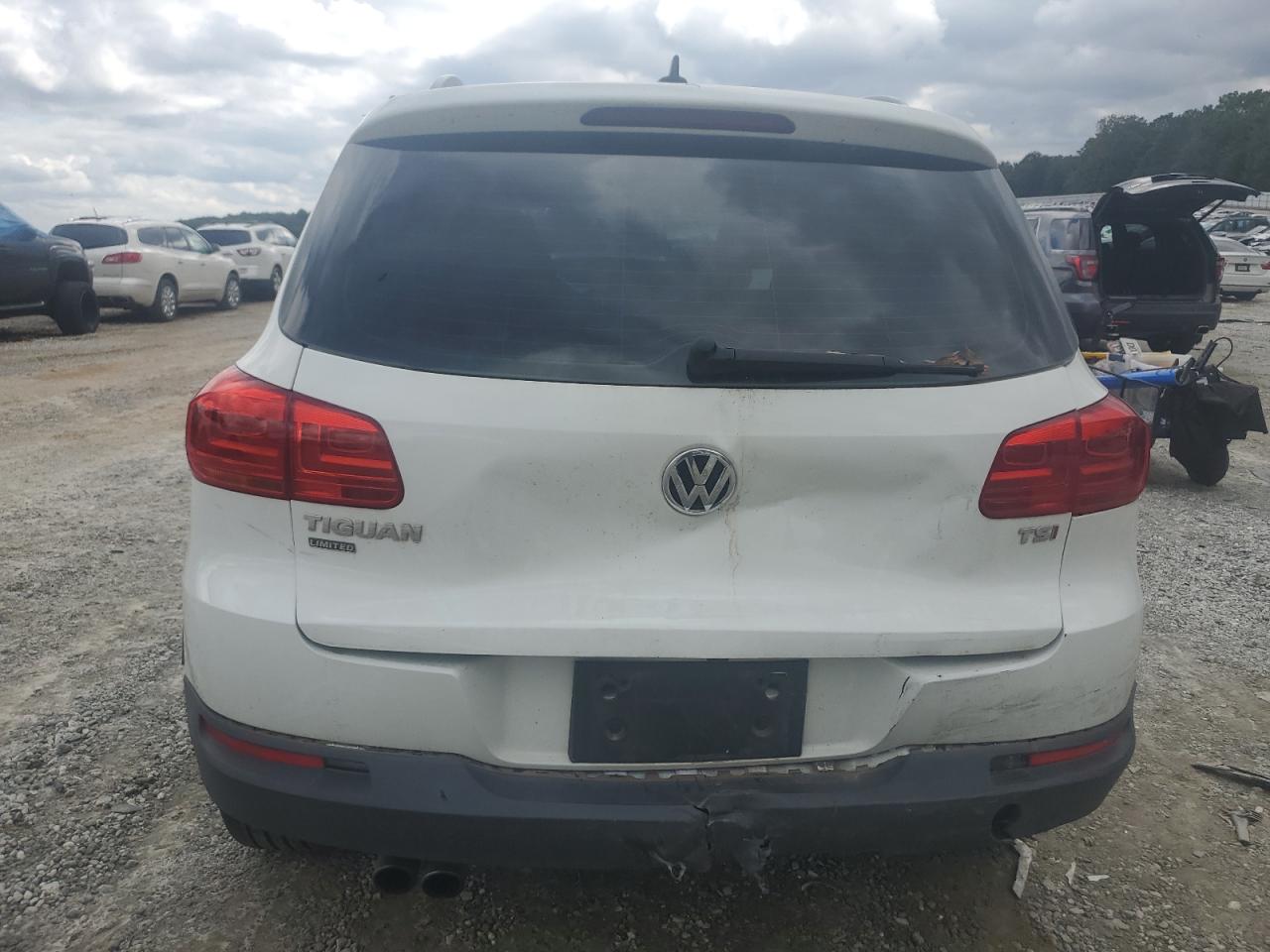 2018 Volkswagen Tiguan Limited VIN: WVGAV7AX0JK004514 Lot: 85355485