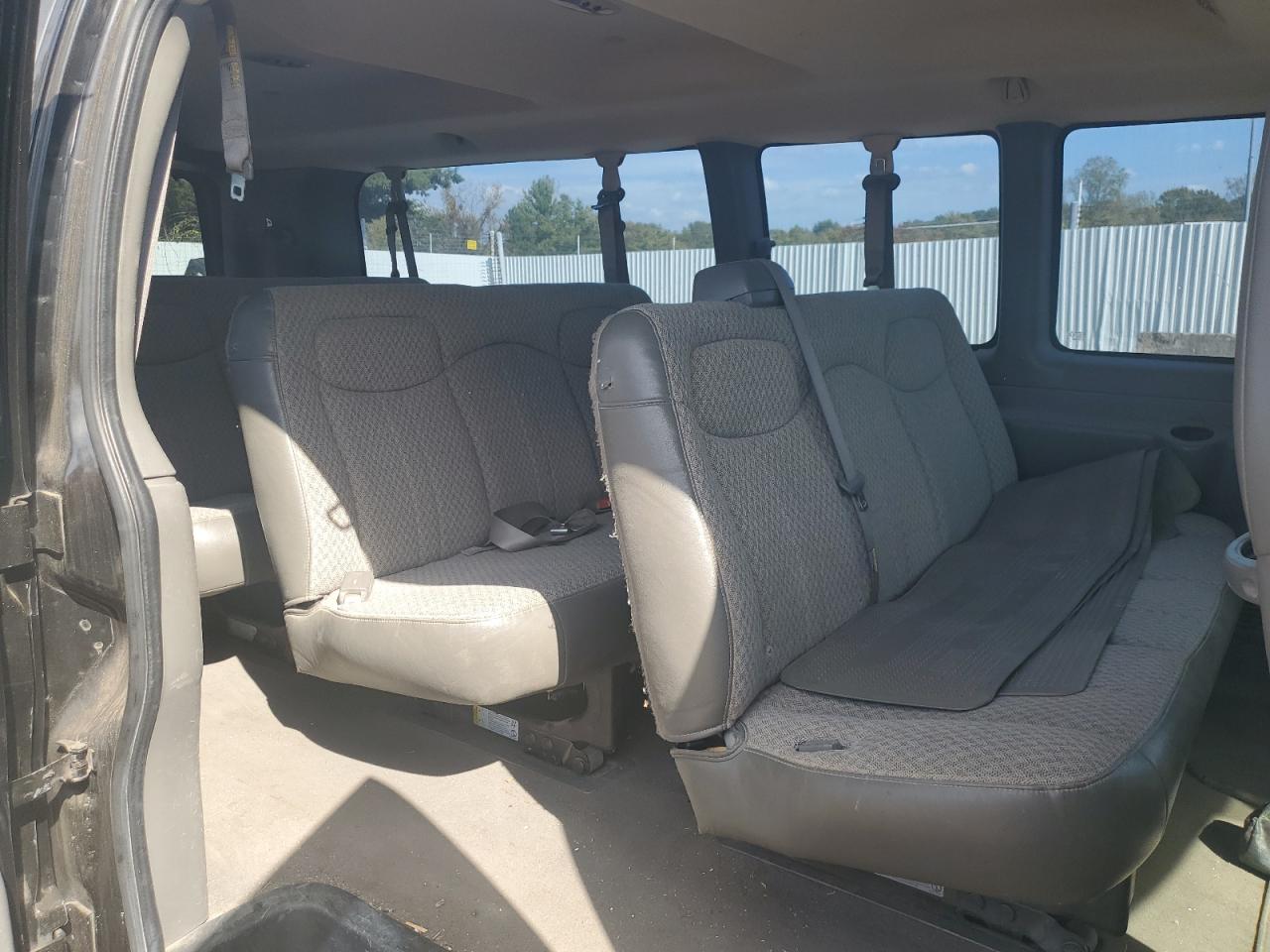 2006 Chevrolet Express G3500 VIN: 1GAHG39U961267686 Lot: 84778235
