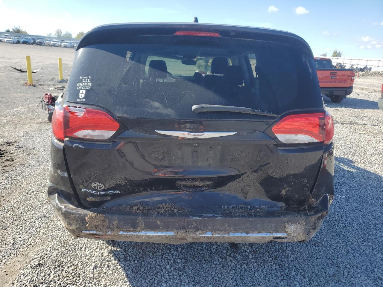 2017 Chrysler Pacifica Touring L VIN: 2C4RC1BG5HR591085 Lot: 90602835